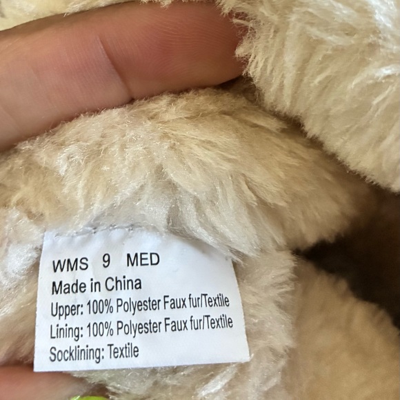 Cozy Faux Suede & Faux Fur Ankle Boots – Women’s Size 9 - Picture 6 of 6